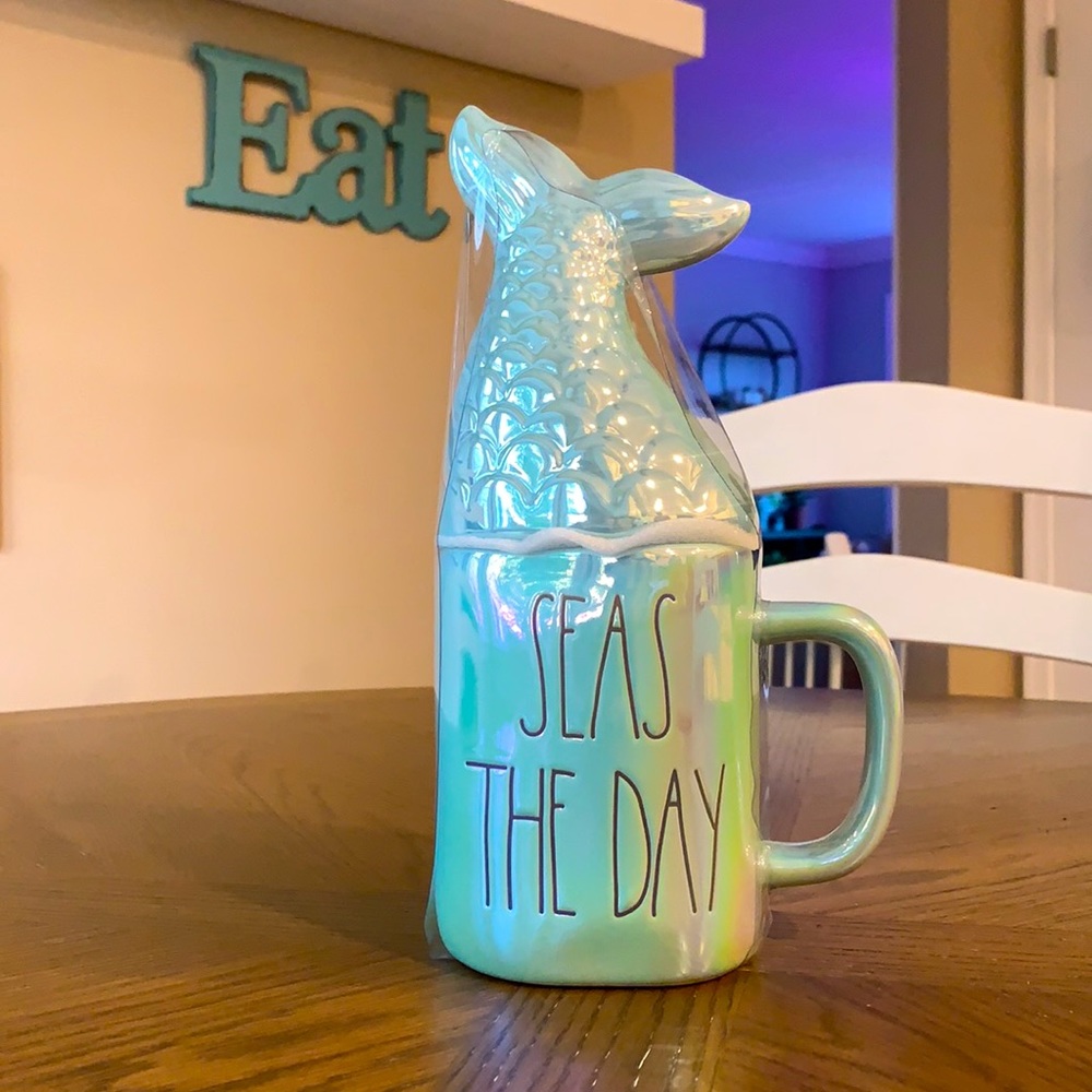 Rae Dunn, SEAS THE DAY mermaid mug
